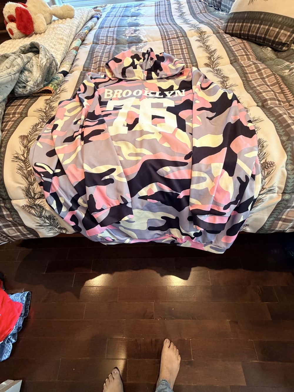 NWOT Brooklyn 76 Pink Purple Camo Hoodie Sleep Shirt